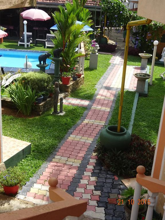 Hilda Guest House Hikkaduwa Exterior photo