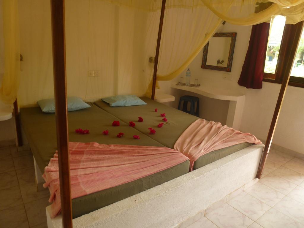 Hilda Guest House Hikkaduwa Exterior photo